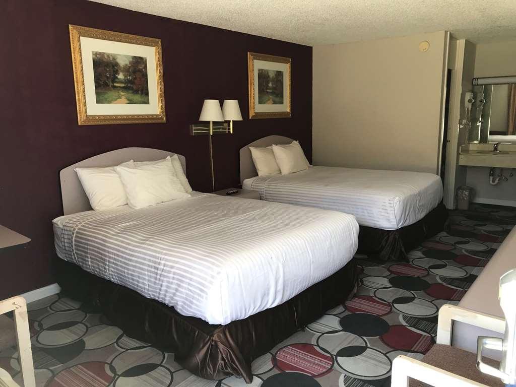 Rodeway Inn Далтон Номер фото